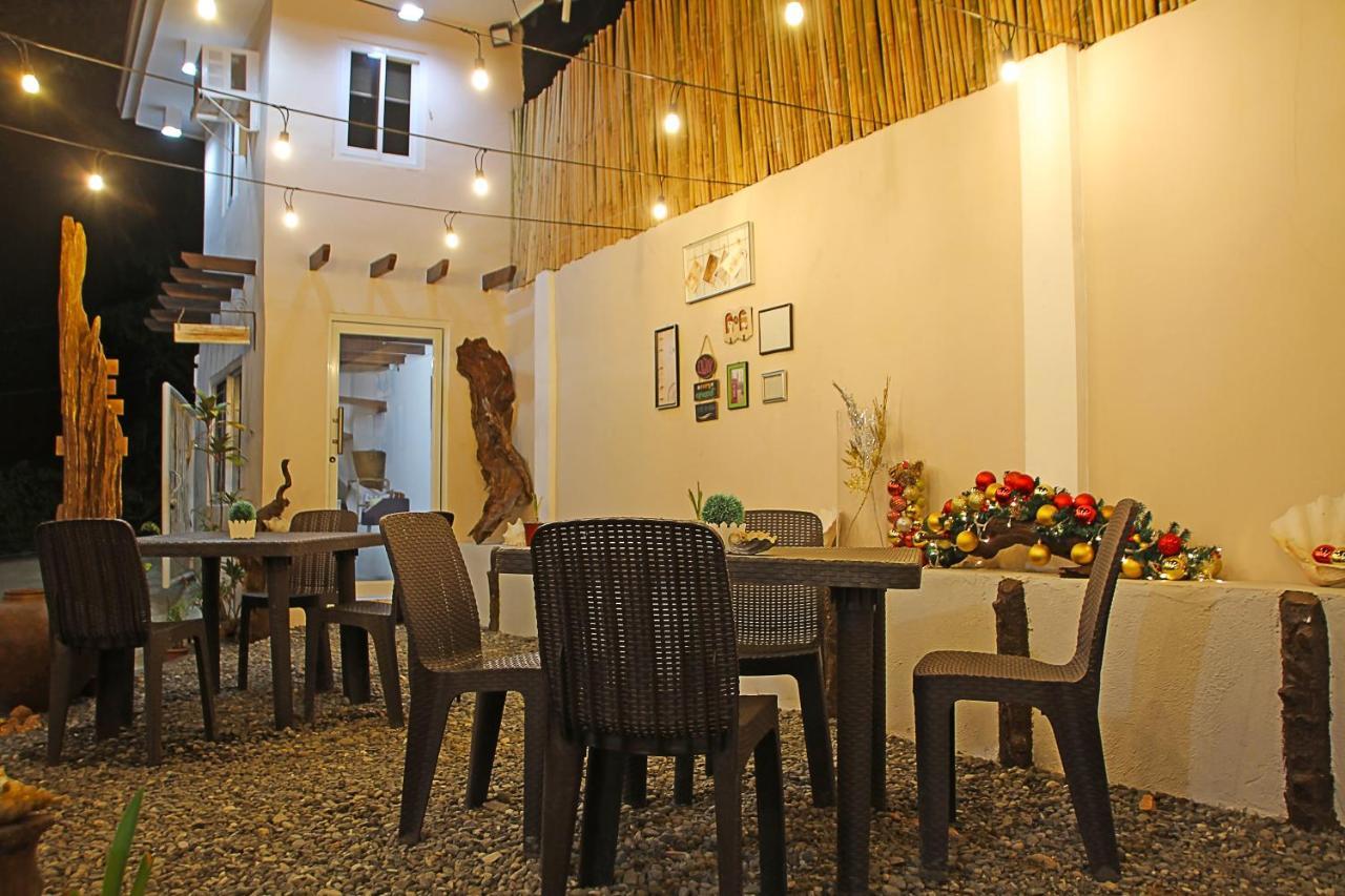 كورون Prim Travellers Inn المظهر الخارجي الصورة