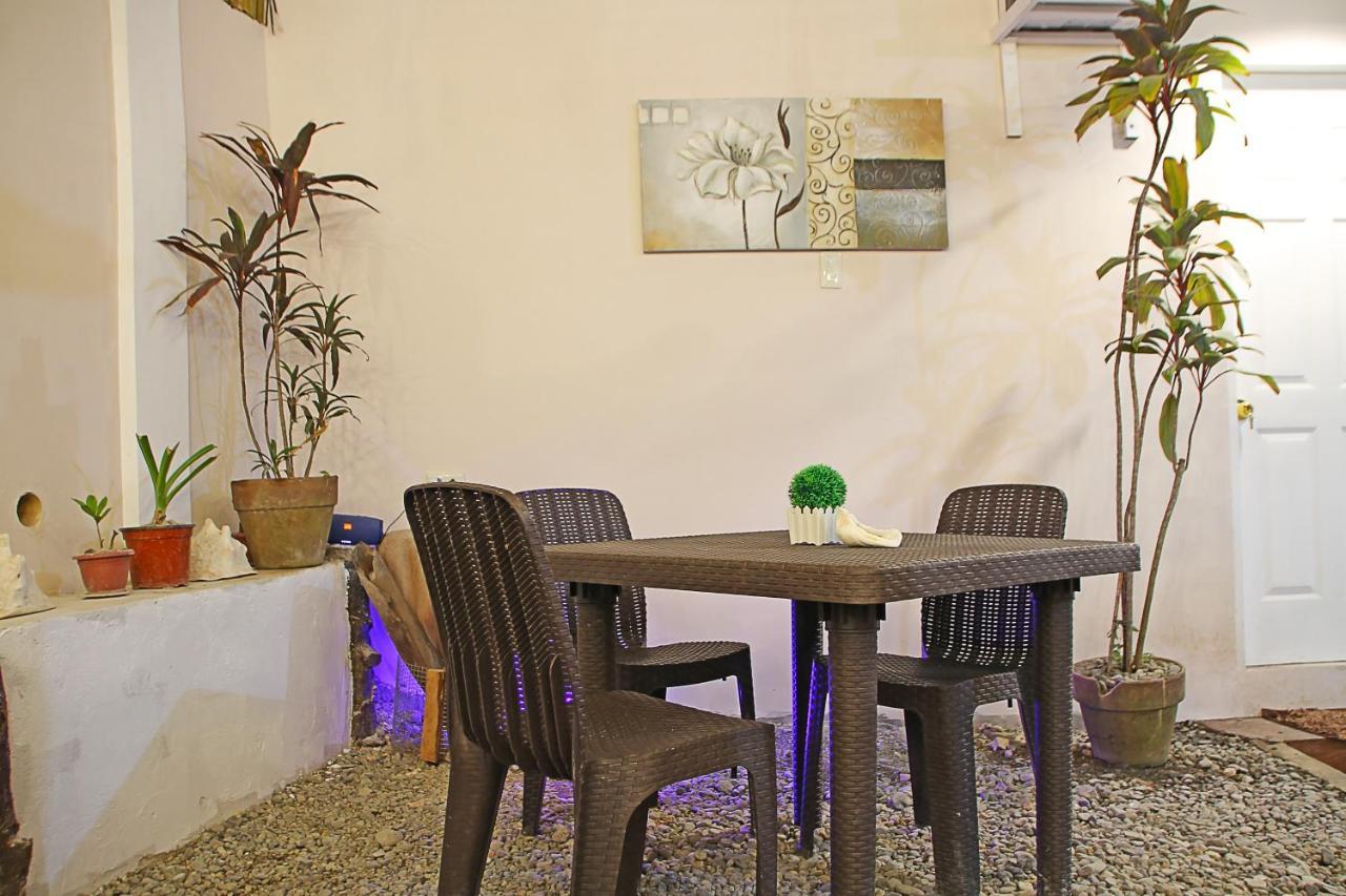 كورون Prim Travellers Inn المظهر الخارجي الصورة