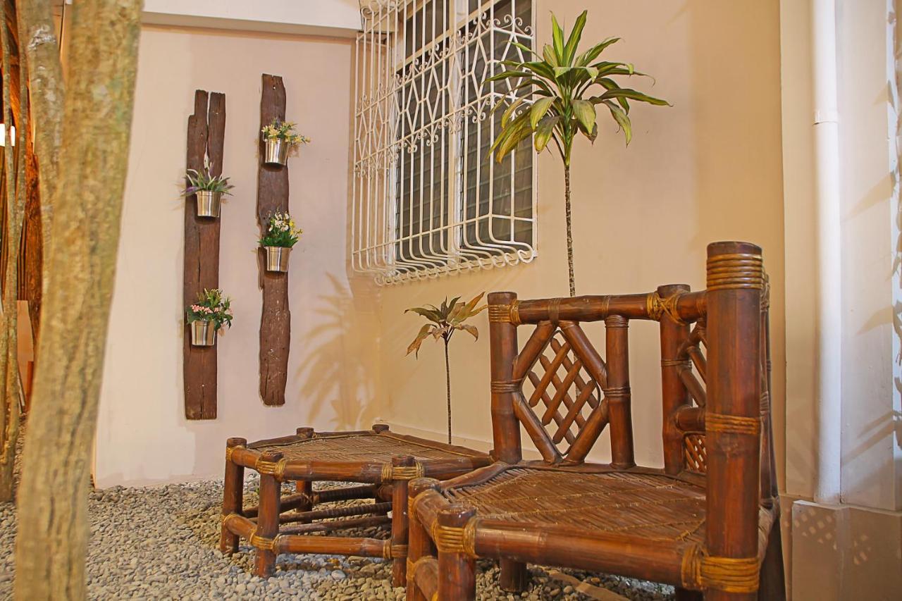 كورون Prim Travellers Inn المظهر الخارجي الصورة
