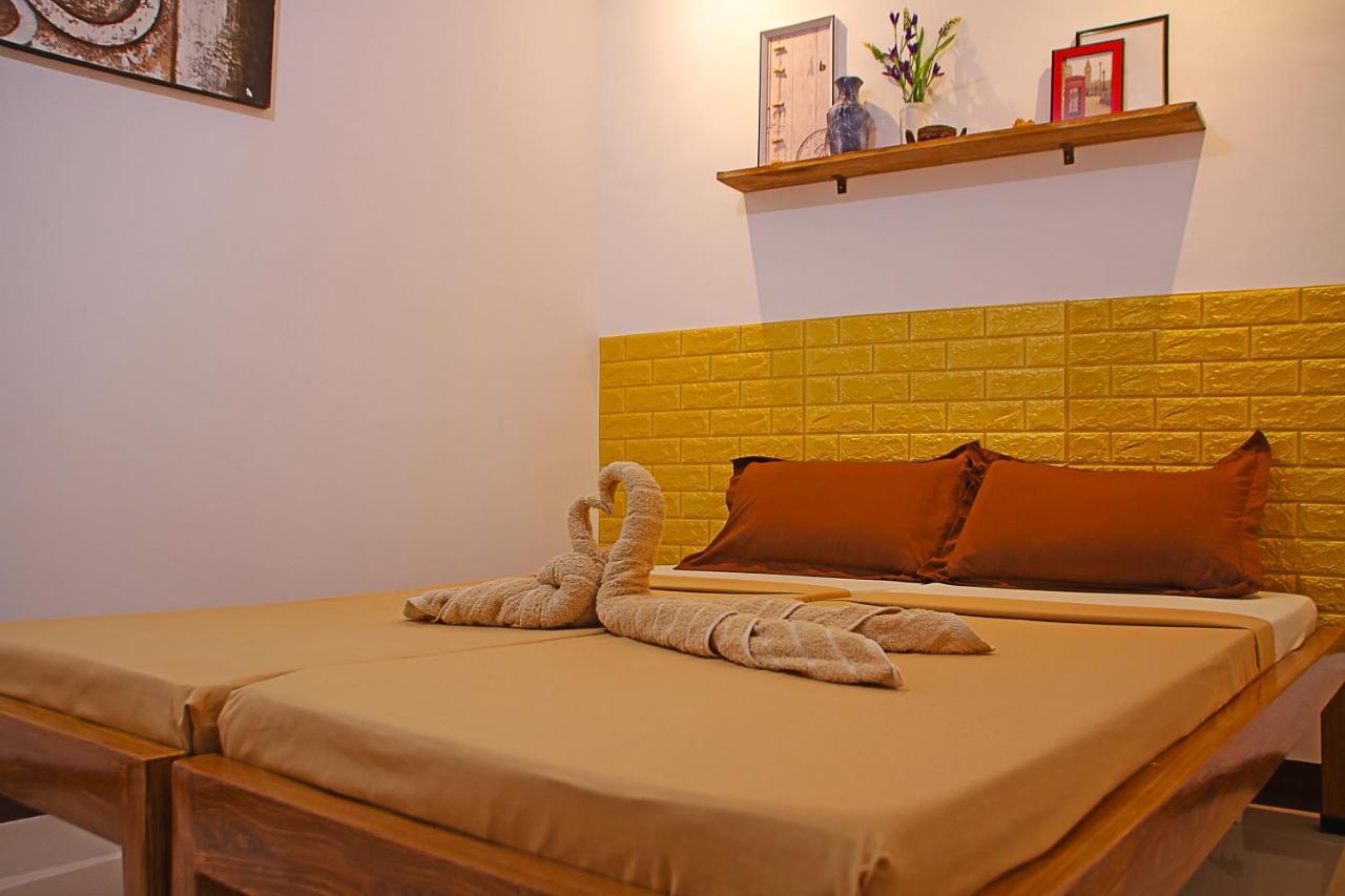 كورون Prim Travellers Inn المظهر الخارجي الصورة