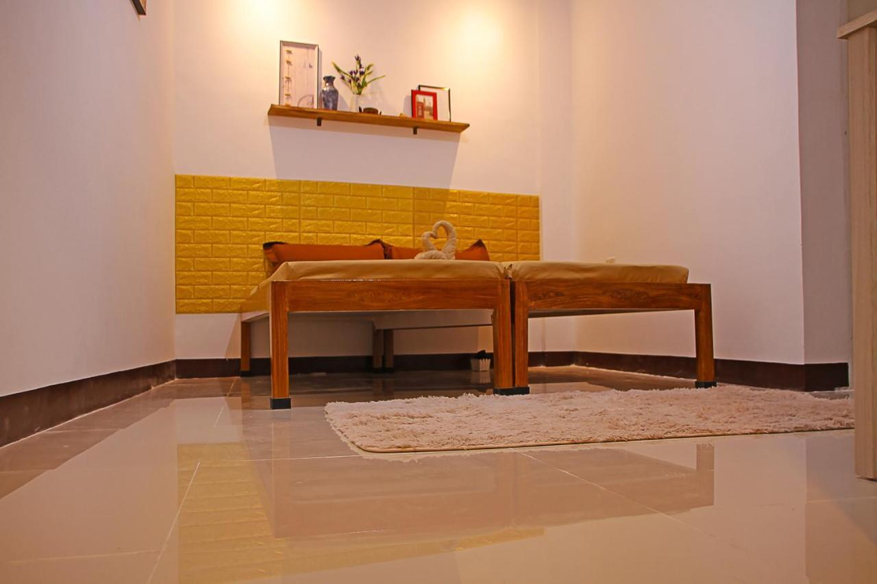 كورون Prim Travellers Inn المظهر الخارجي الصورة