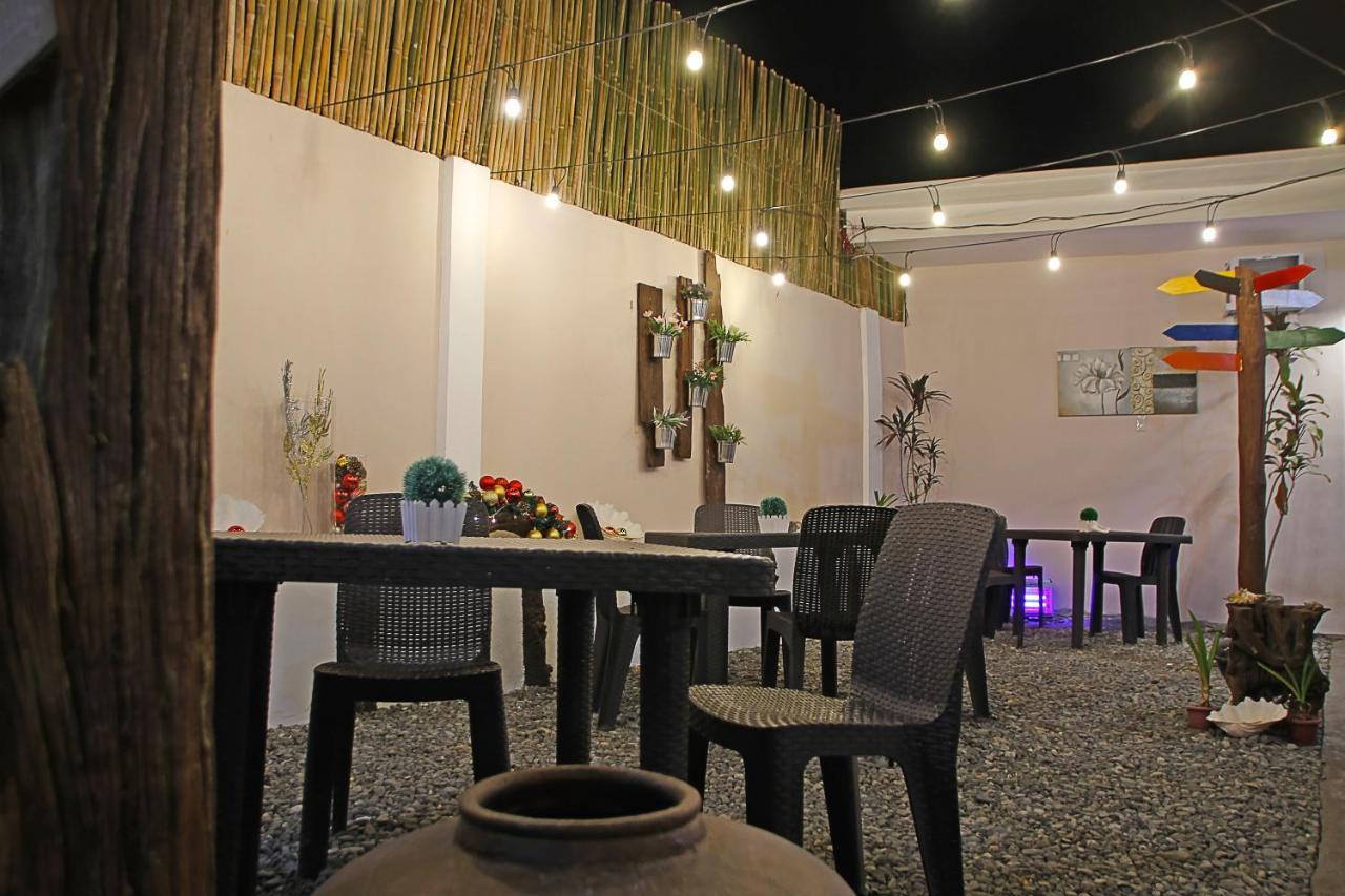 كورون Prim Travellers Inn المظهر الخارجي الصورة